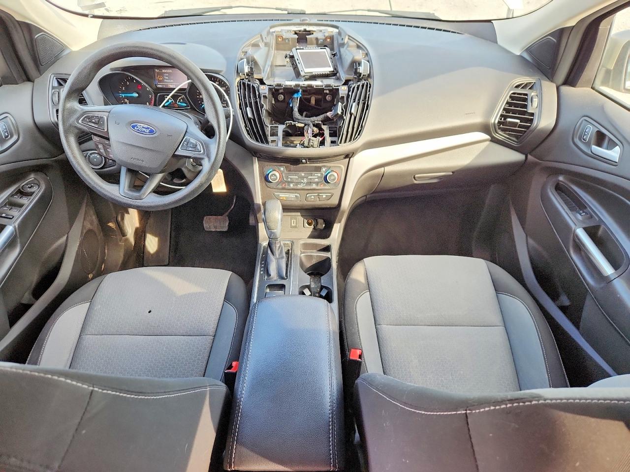 2018 FORD ESCAPE SE photo 8