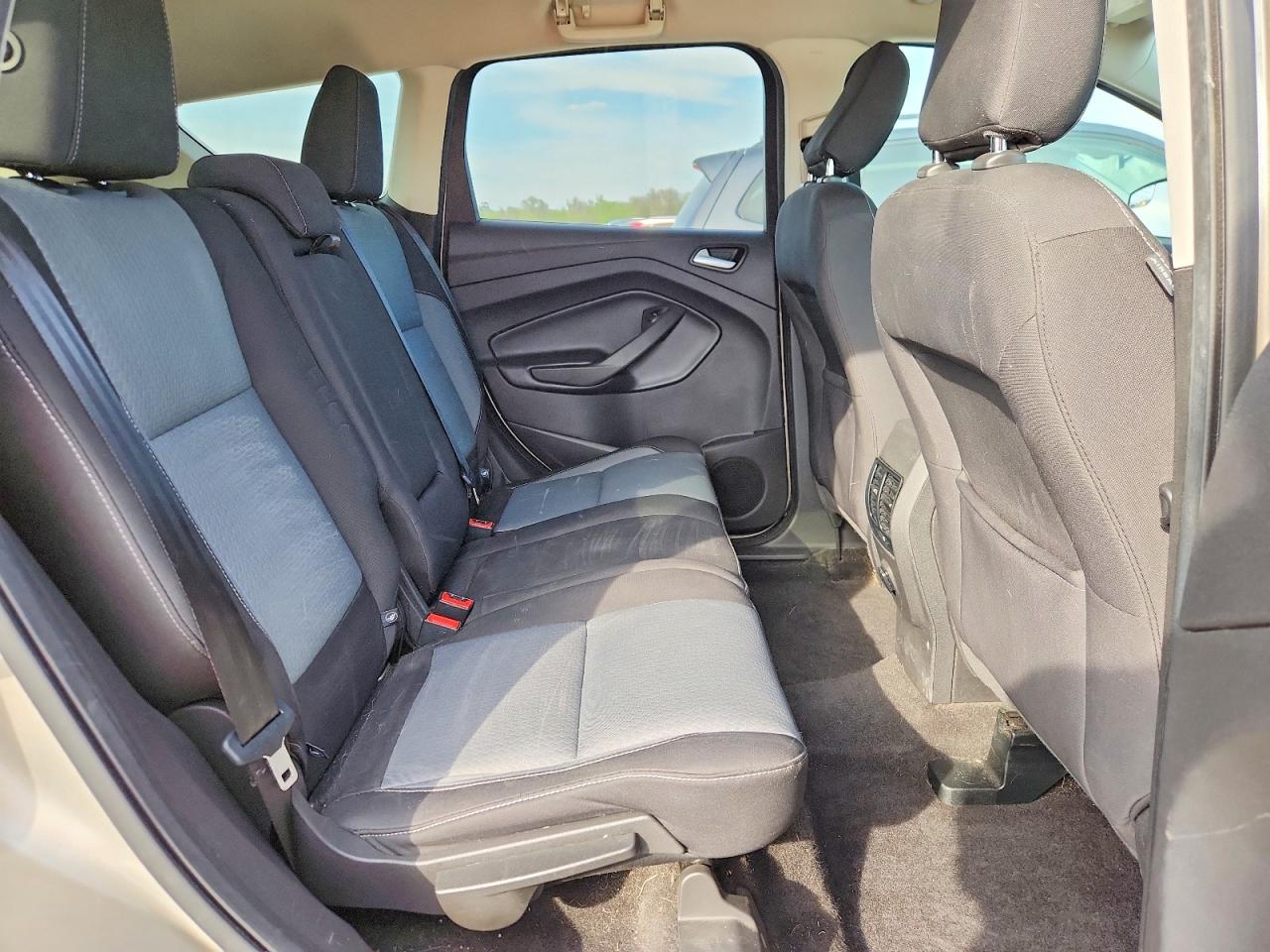 2018 FORD ESCAPE SE photo 11