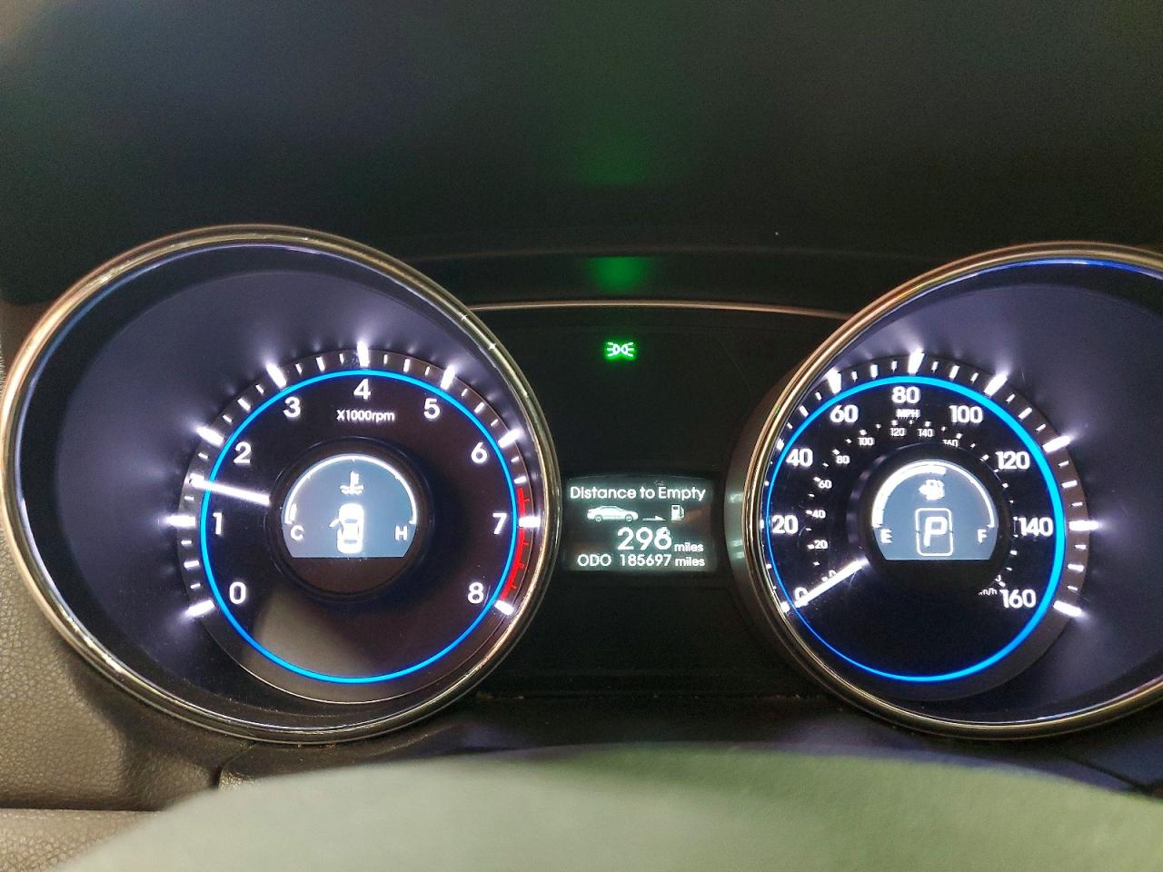 2014 HYUNDAI SONATA GLS photo 17
