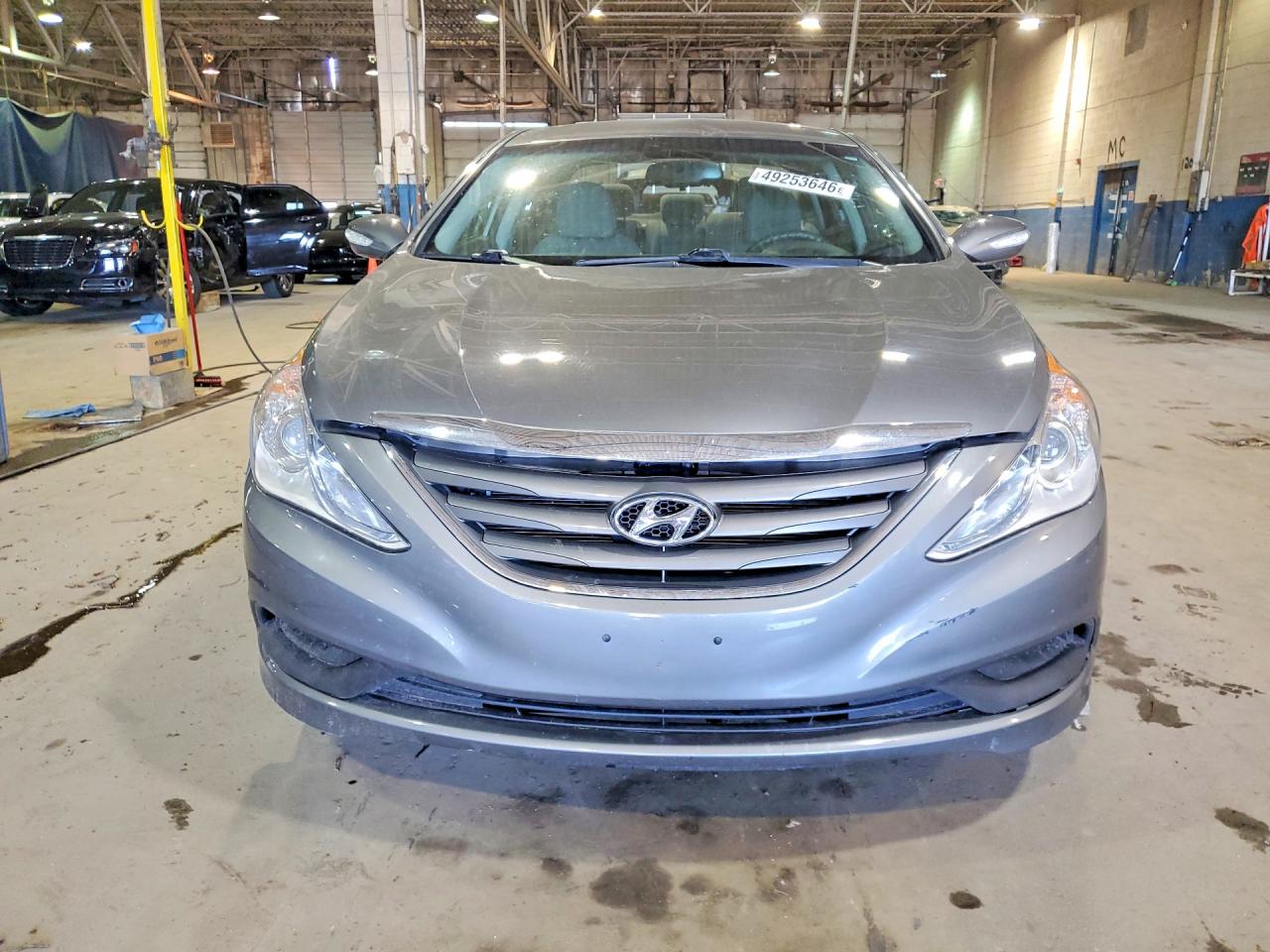 2014 HYUNDAI SONATA GLS photo 9