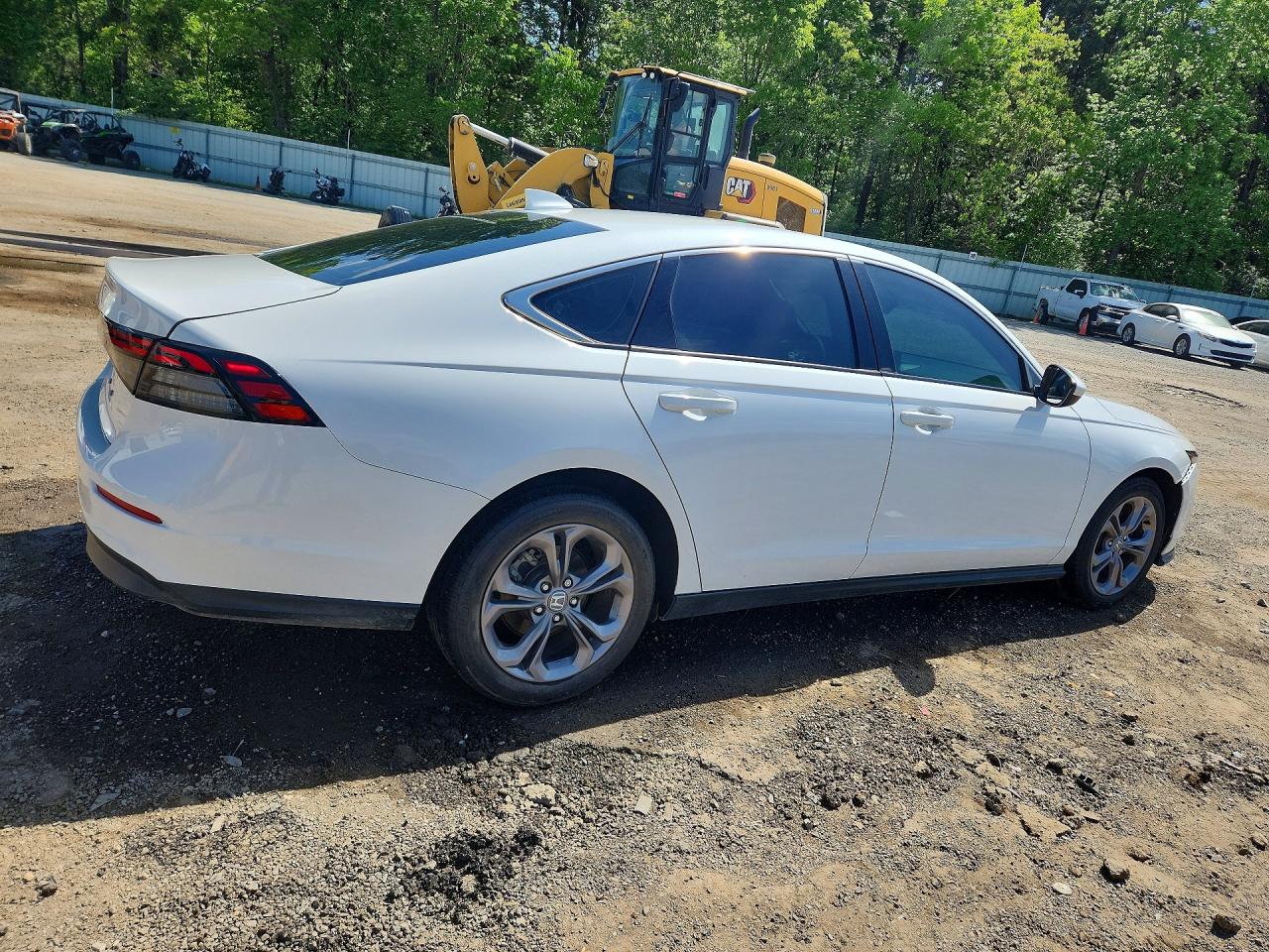 2024 HONDA ACCORD EX photo 3