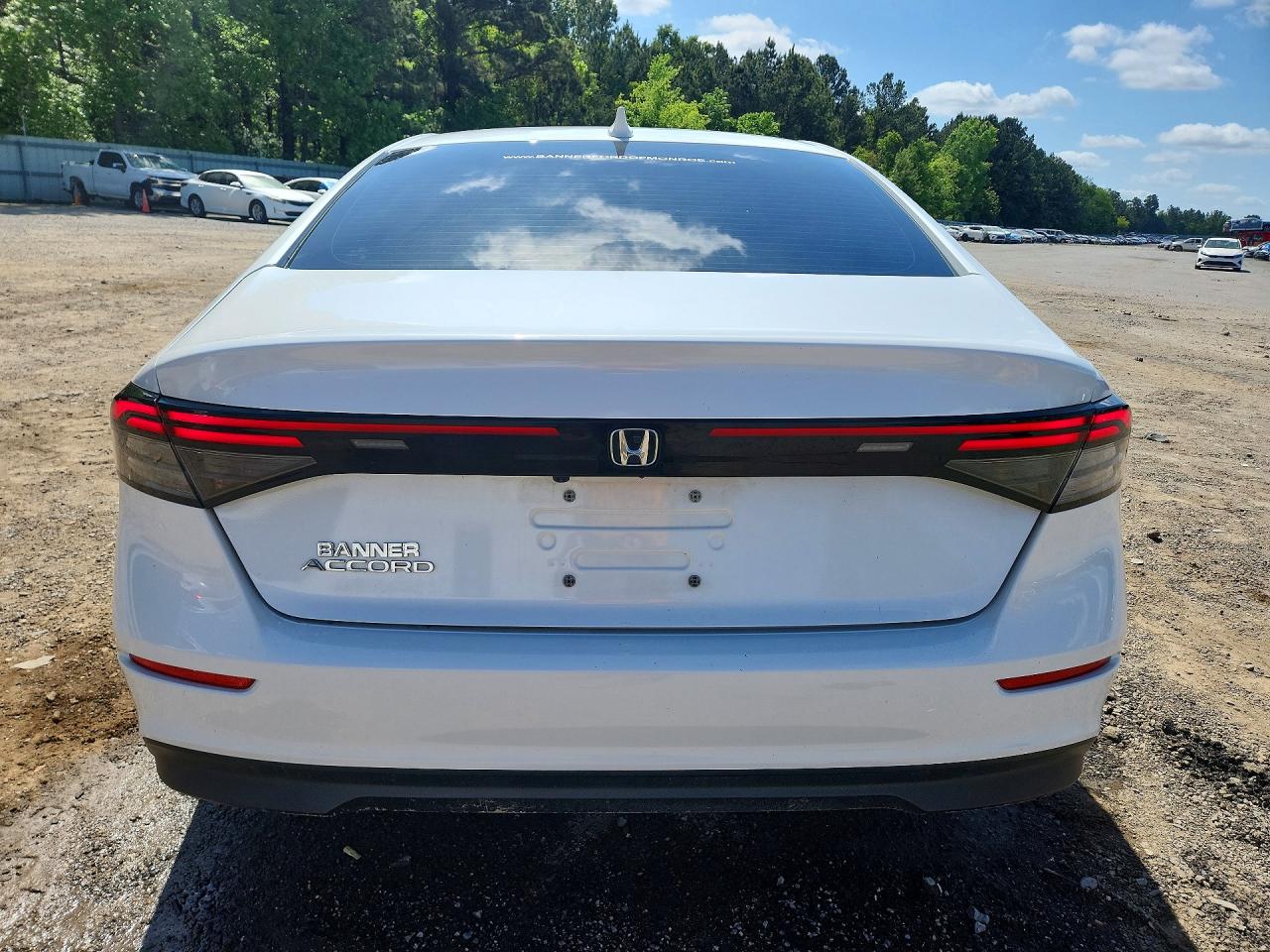 2024 HONDA ACCORD EX photo 6