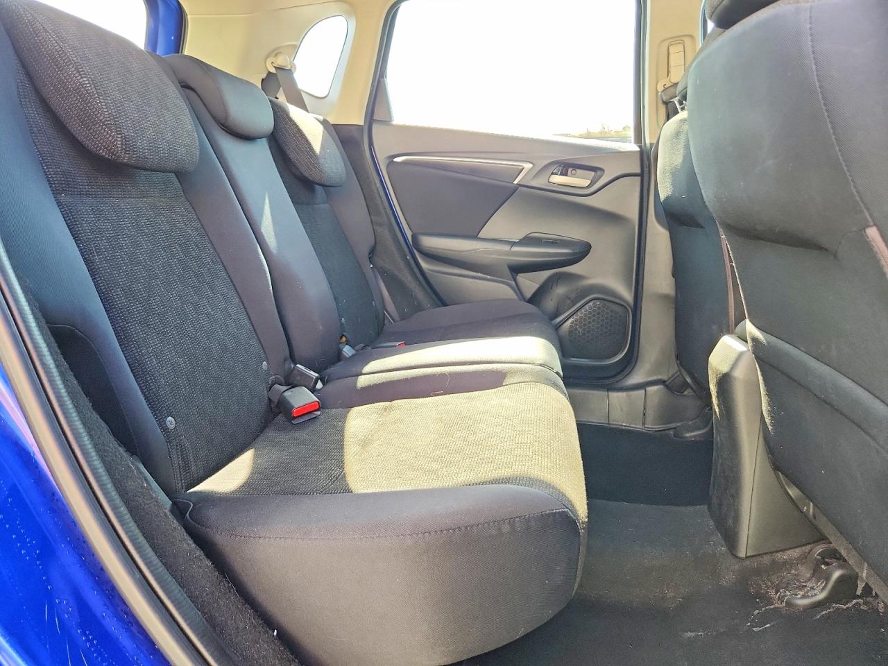 2016 HONDA FIT LX photo 19
