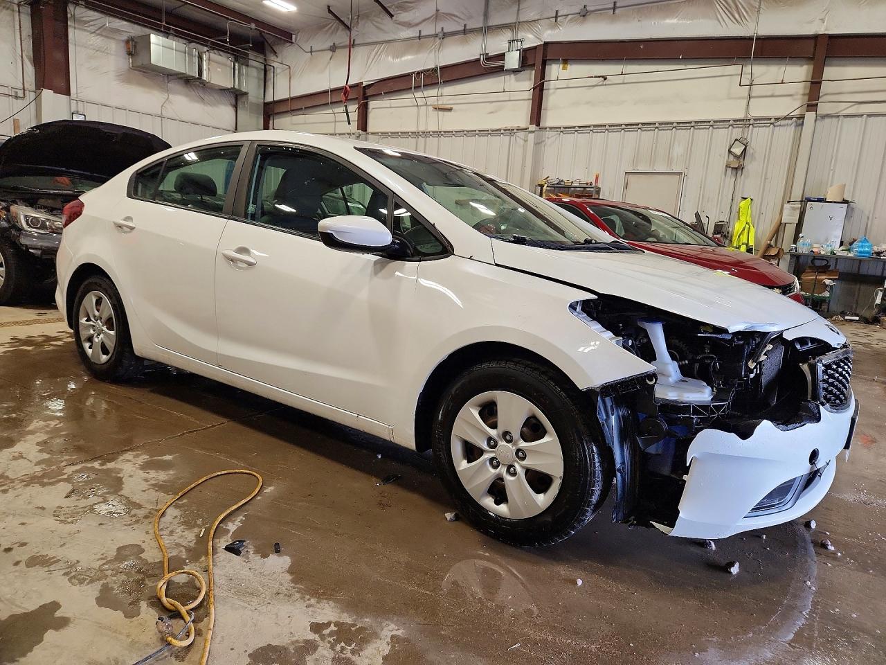 2017 KIA FORTE LX photo 10