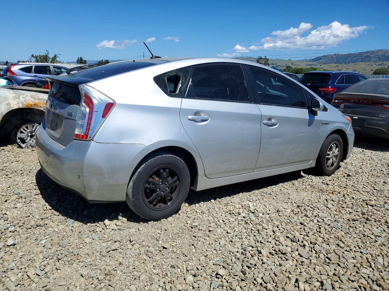 2014 TOYOTA PRIUS THREE photo 5