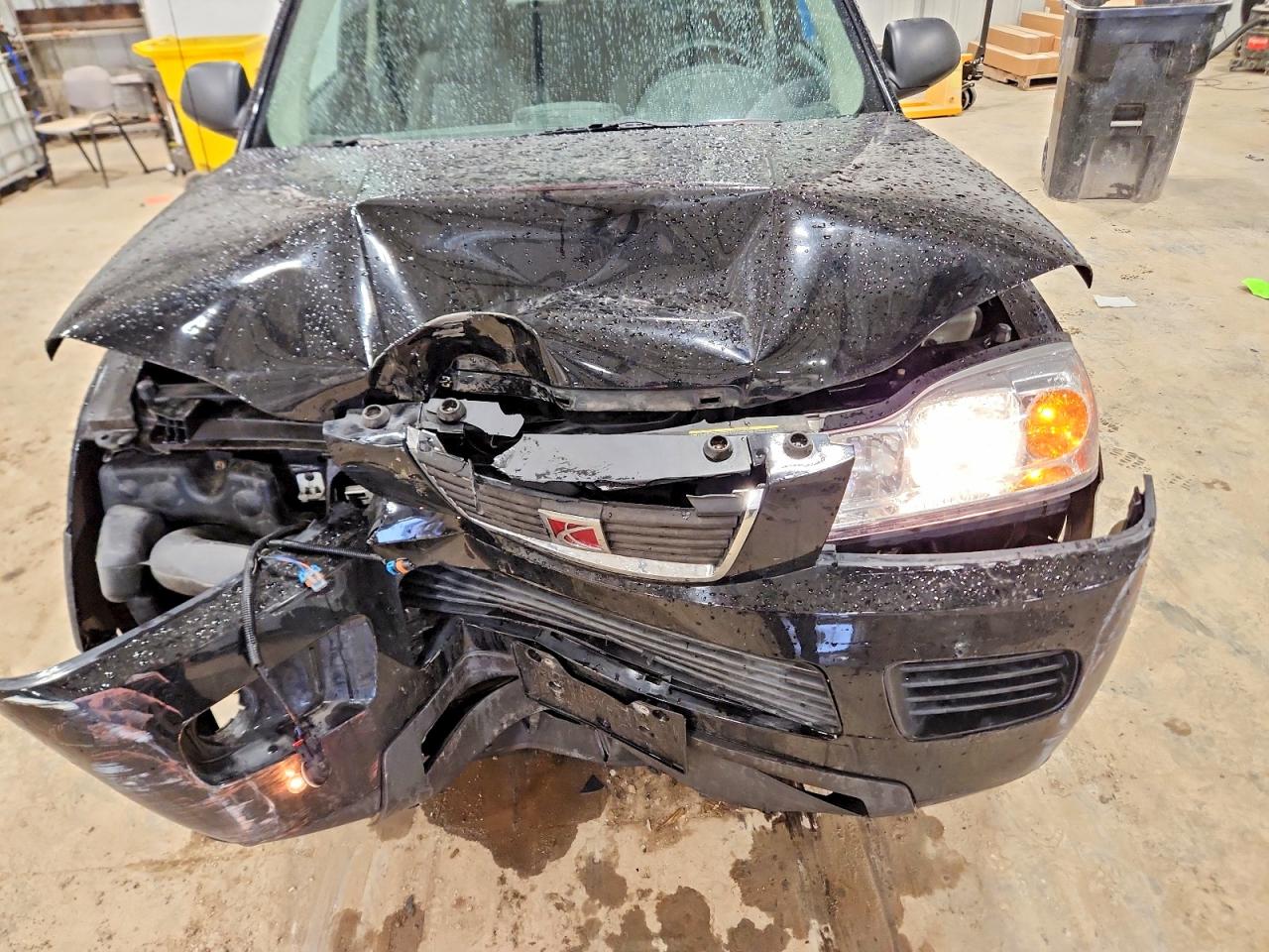2006 SATURN VUE photo 23