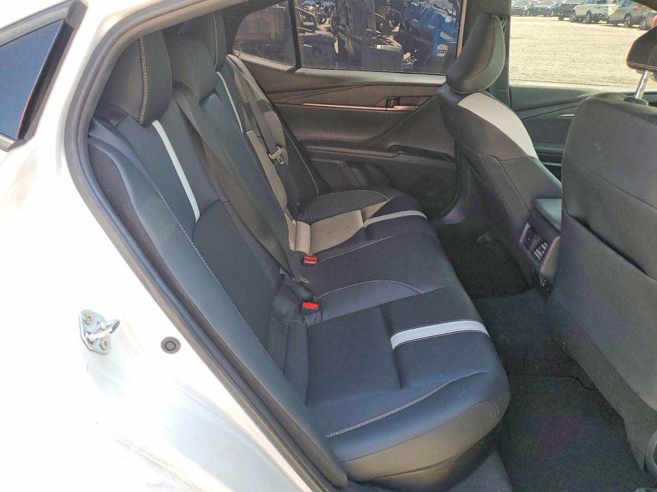 2025 TOYOTA CAMRY SE photo 19