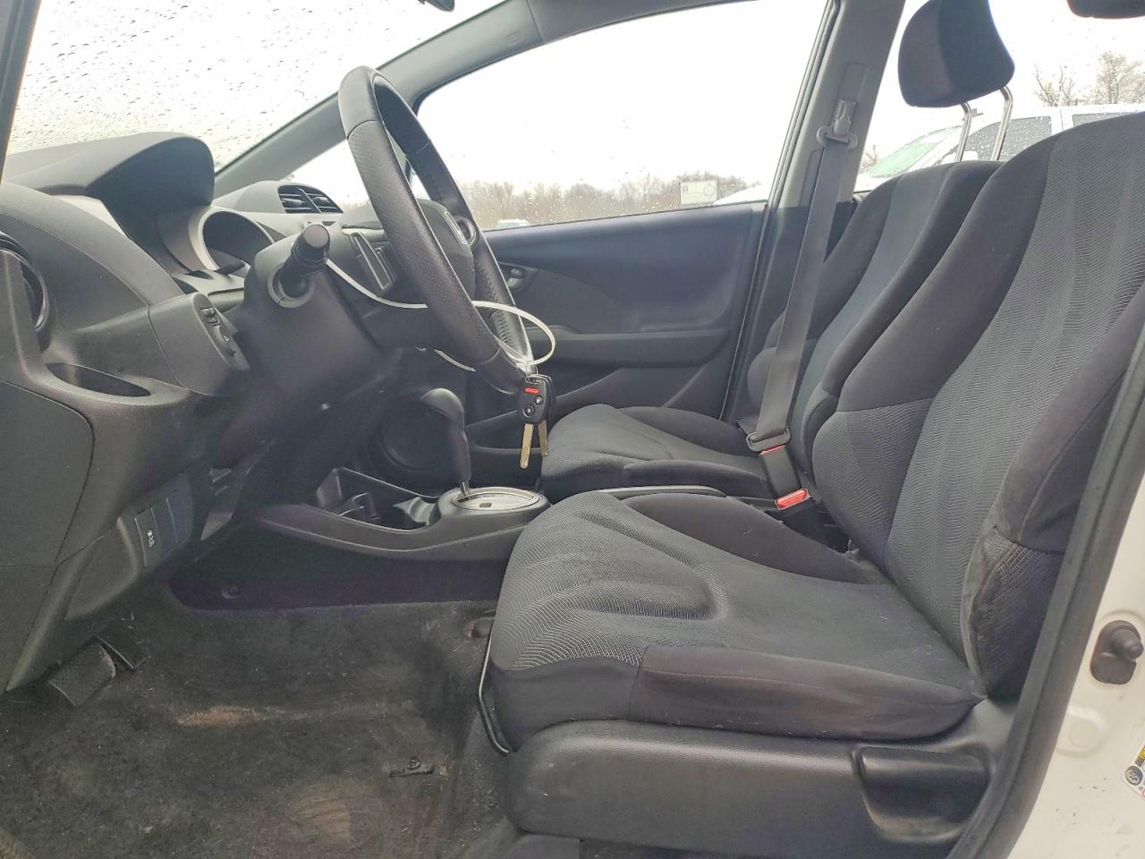2011 HONDA FIT SPORT photo 19