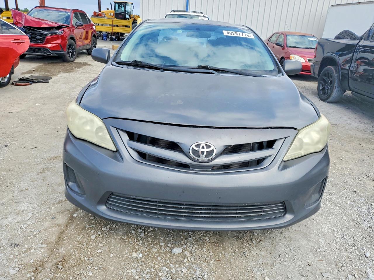 2013 TOYOTA COROLLA L photo 5