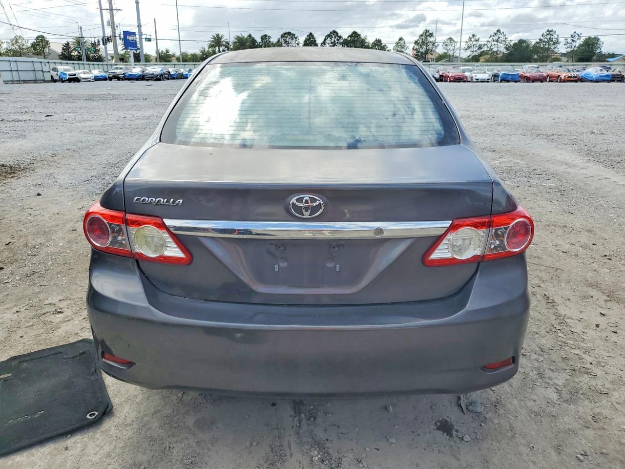 2013 TOYOTA COROLLA L photo 6