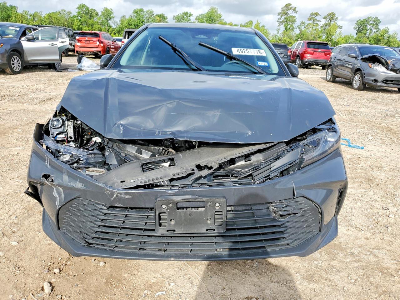 2025 TOYOTA CAMRY LE photo 5