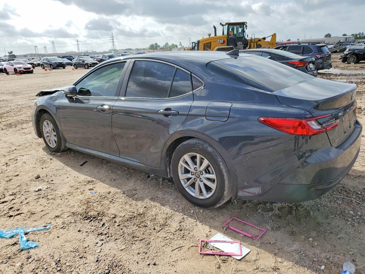 2025 TOYOTA CAMRY LE photo 2
