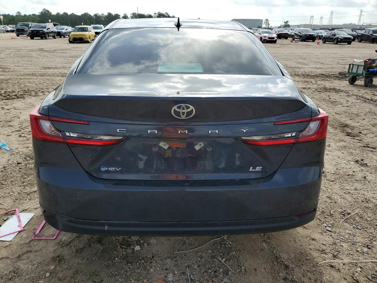2025 TOYOTA CAMRY LE photo 6
