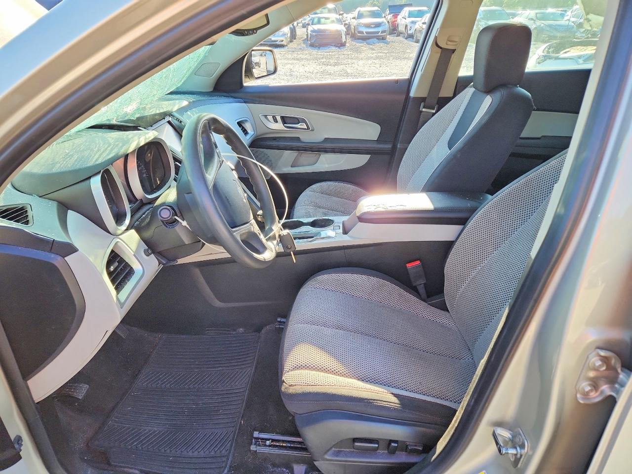 2016 CHEVROLET EQUINOX LS photo 7