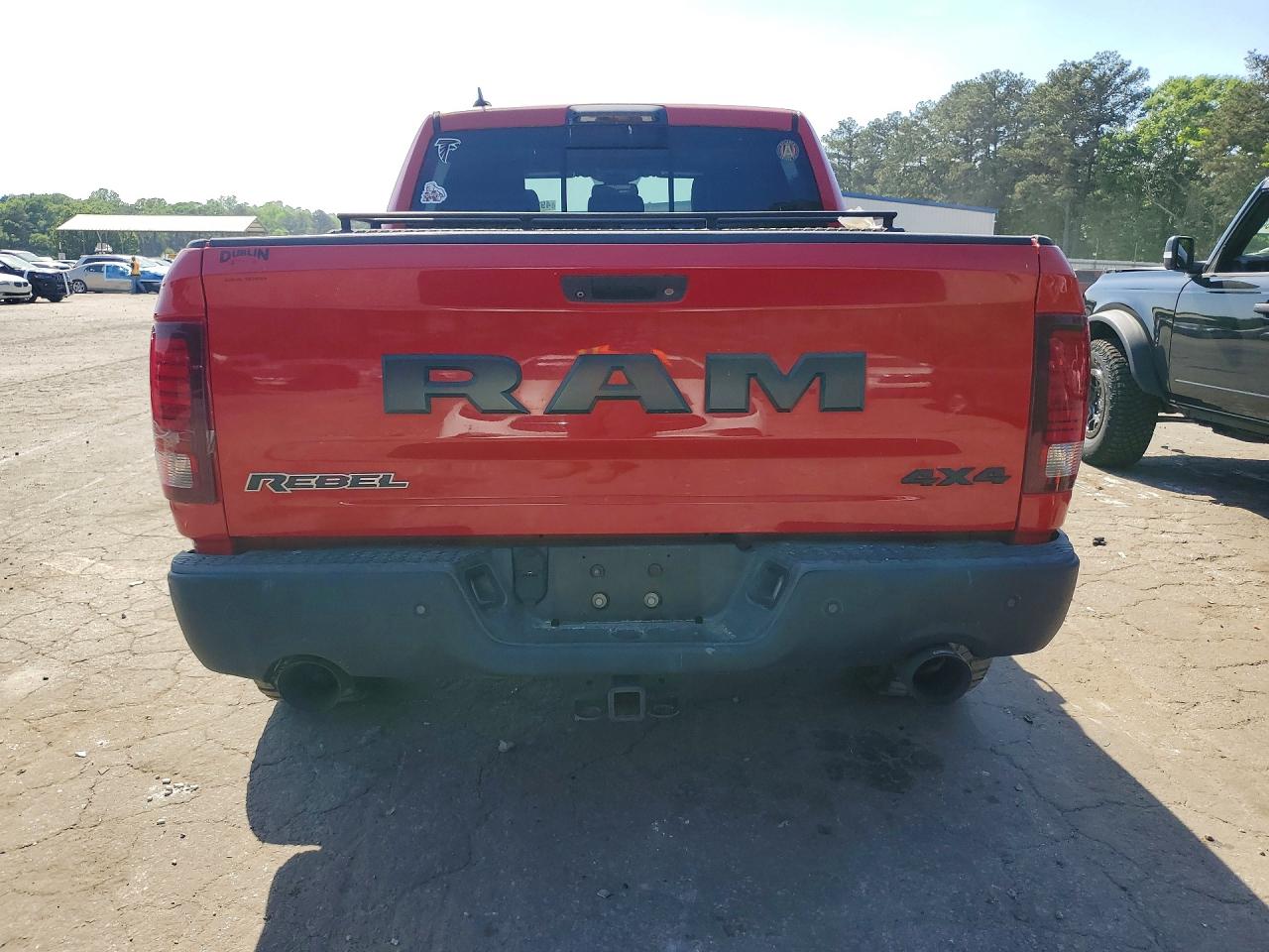 2016 RAM 1500 REBEL photo 11