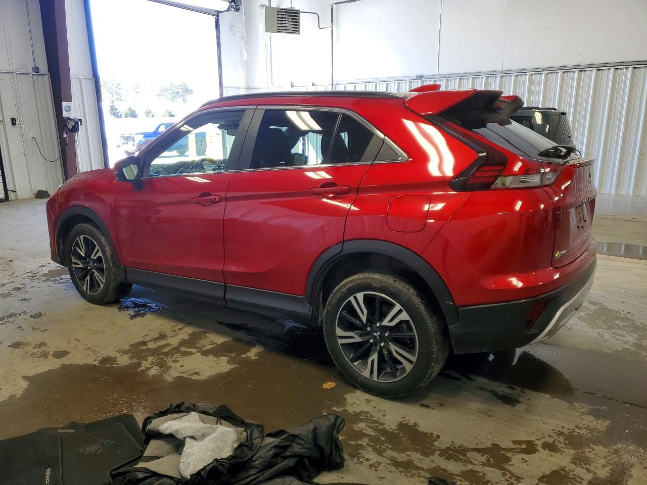 2024 MITSUBISHI ECLIPSE CROSS SE photo 3
