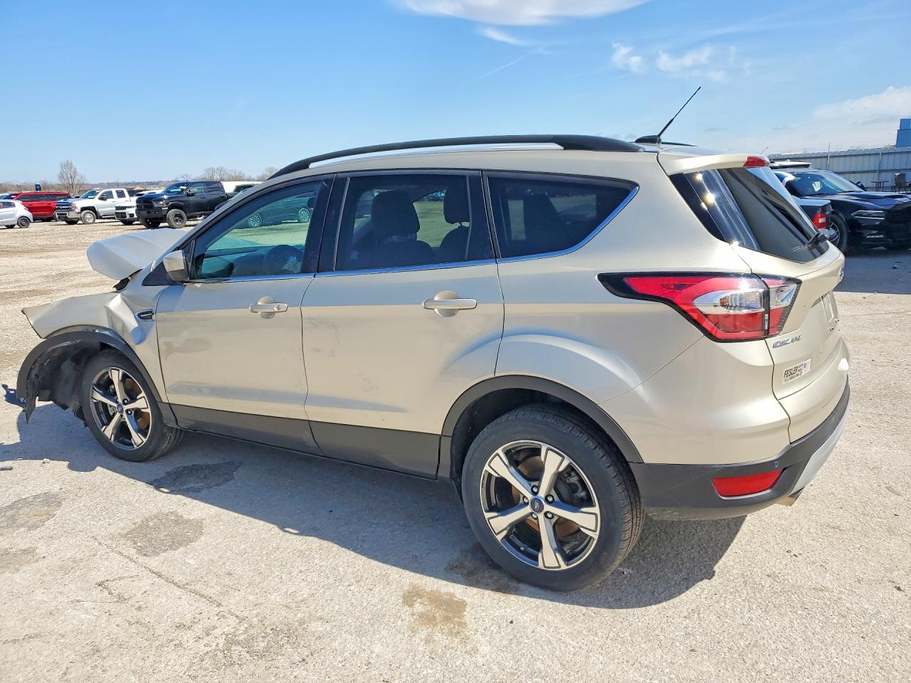 2017 FORD ESCAPE SE photo 3
