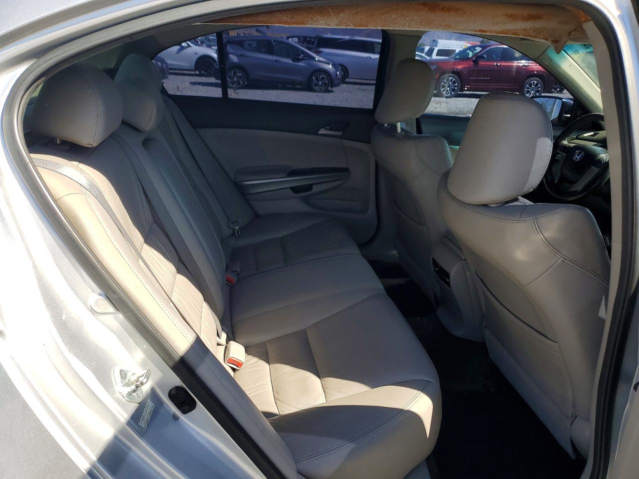 2010 HONDA ACCORD EXL photo 19