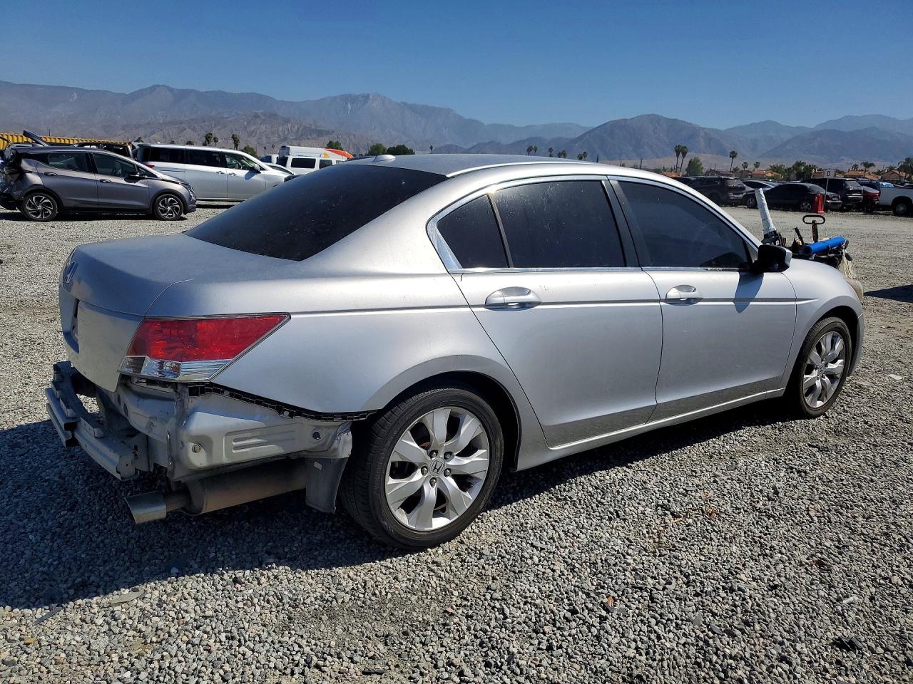 2010 HONDA ACCORD EXL photo 5