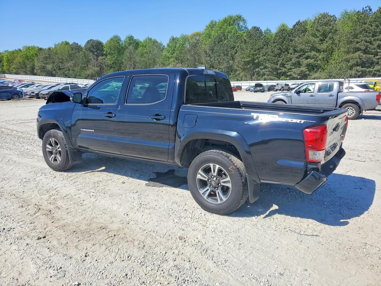 2017 TOYOTA TACOMA TRD SPORT photo 4