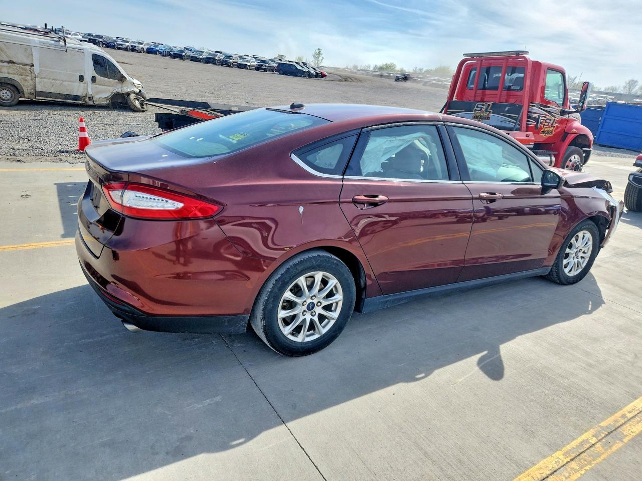 2016 FORD FUSION S photo 5