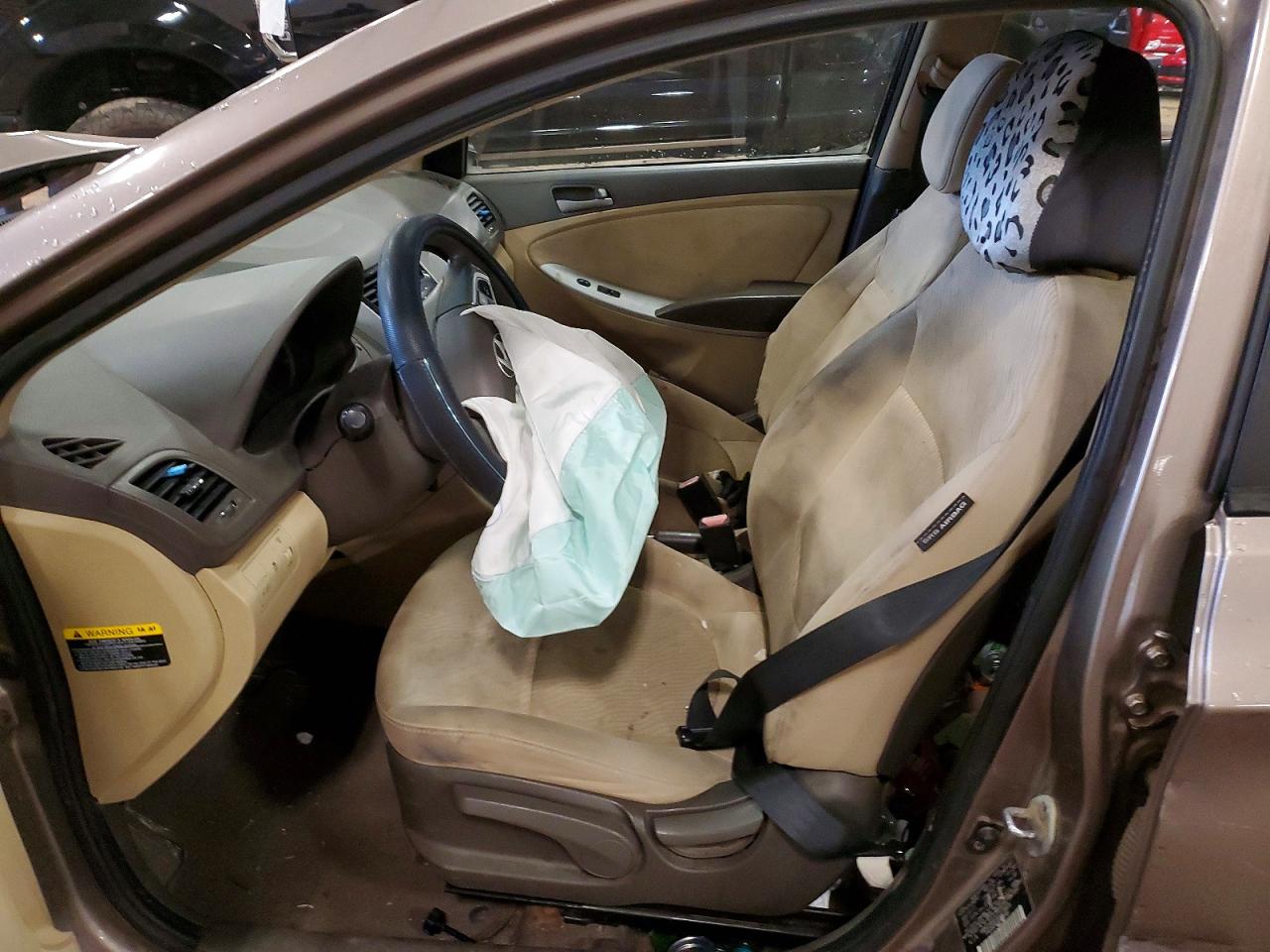 2012 HYUNDAI ACCENT GLS photo 19