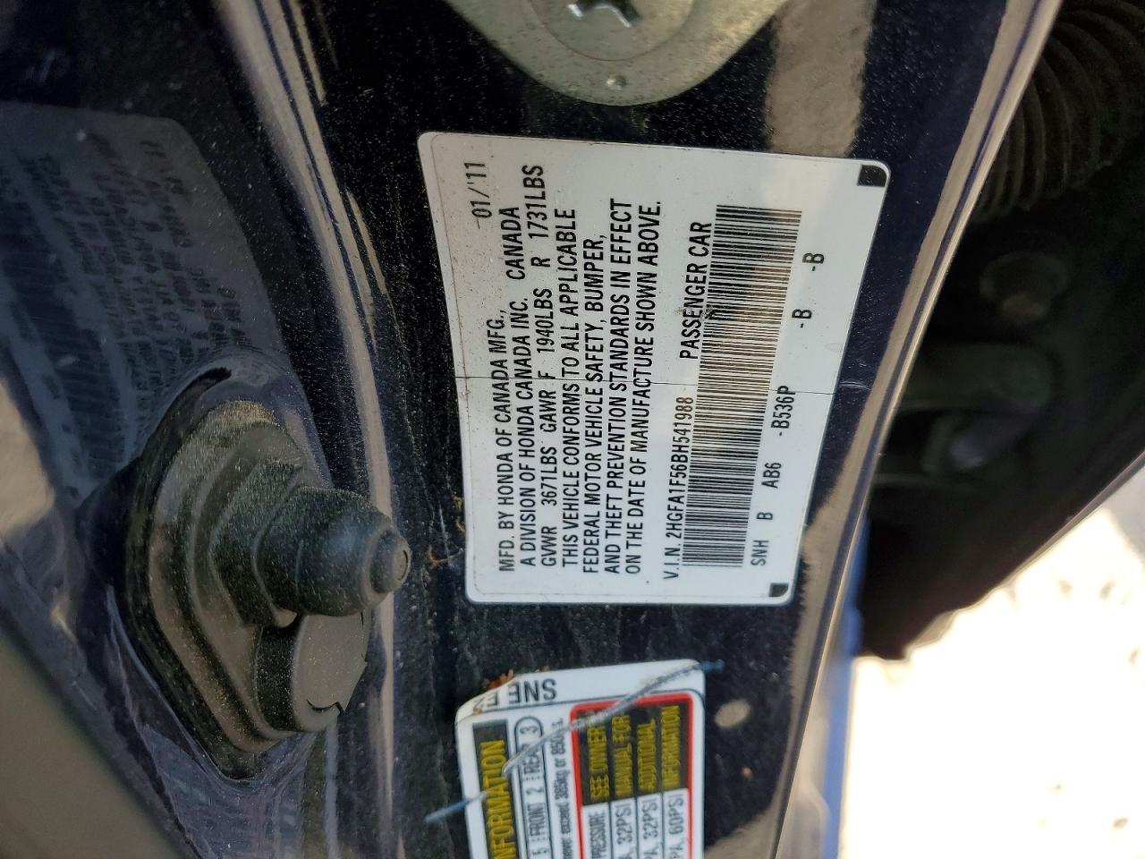 2011 HONDA CIVIC LX photo 23