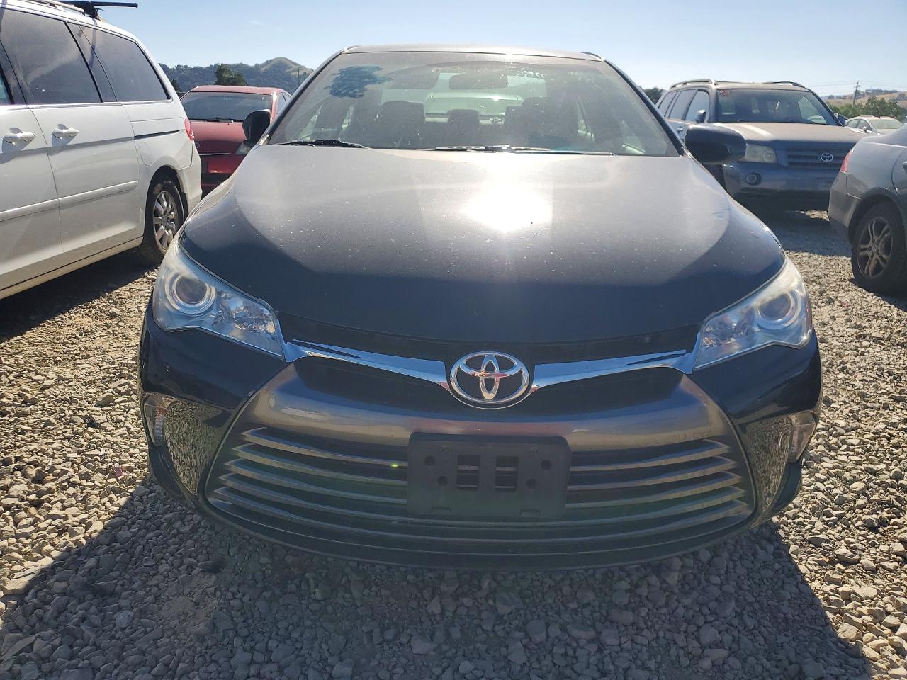 2016 TOYOTA CAMRY LE photo 9