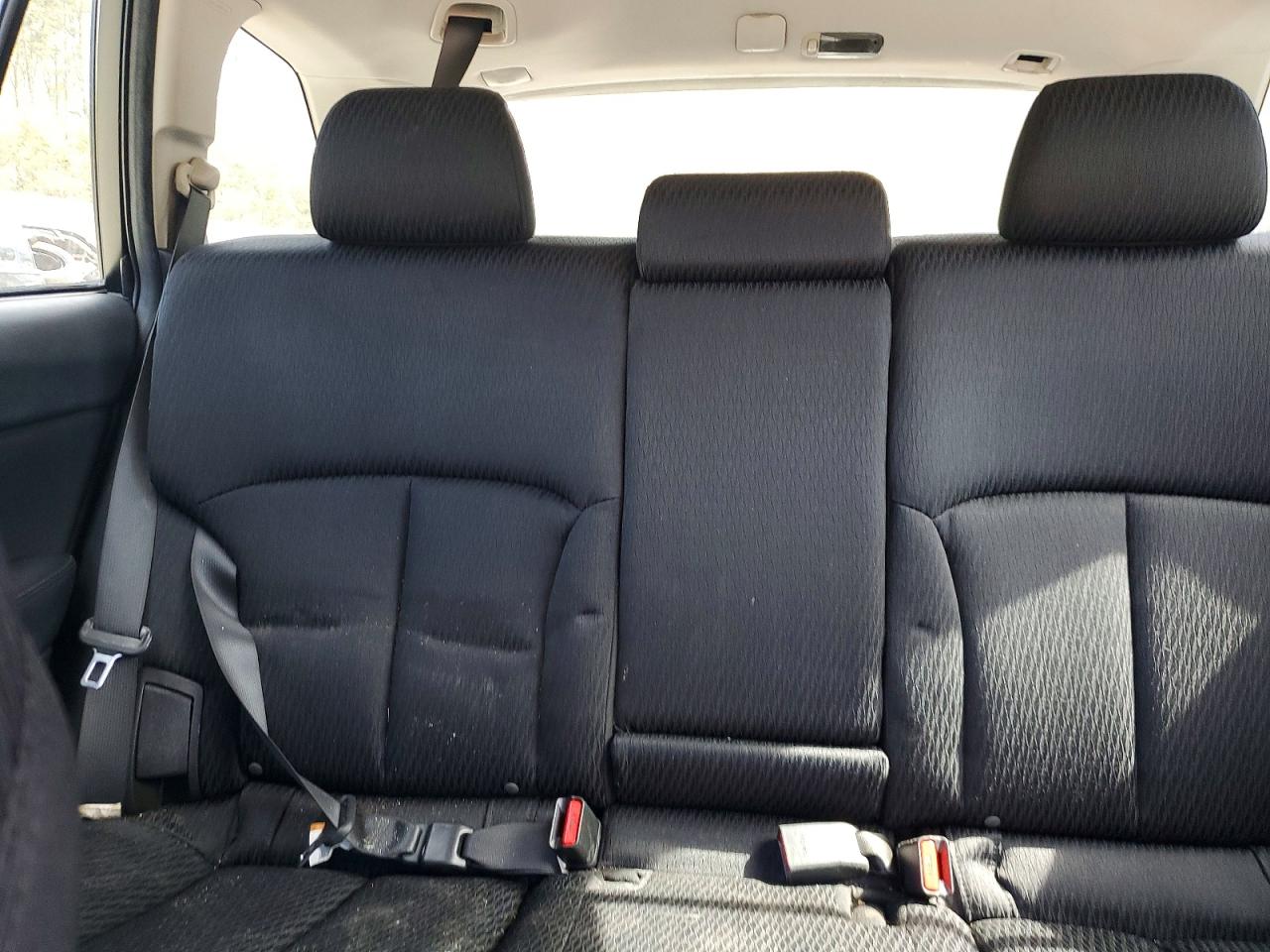 2010 SUBARU OUTBACK 2.5I photo 19