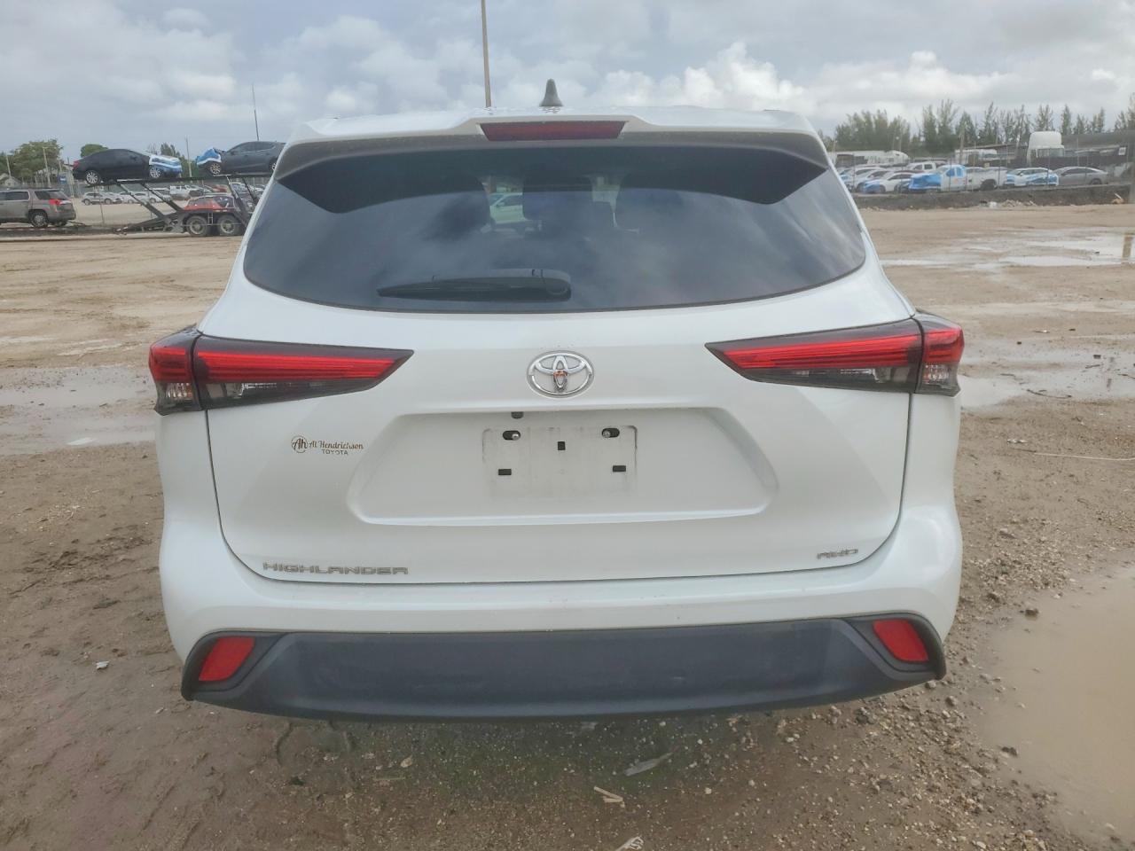 2022 TOYOTA HIGHLANDER L photo 16