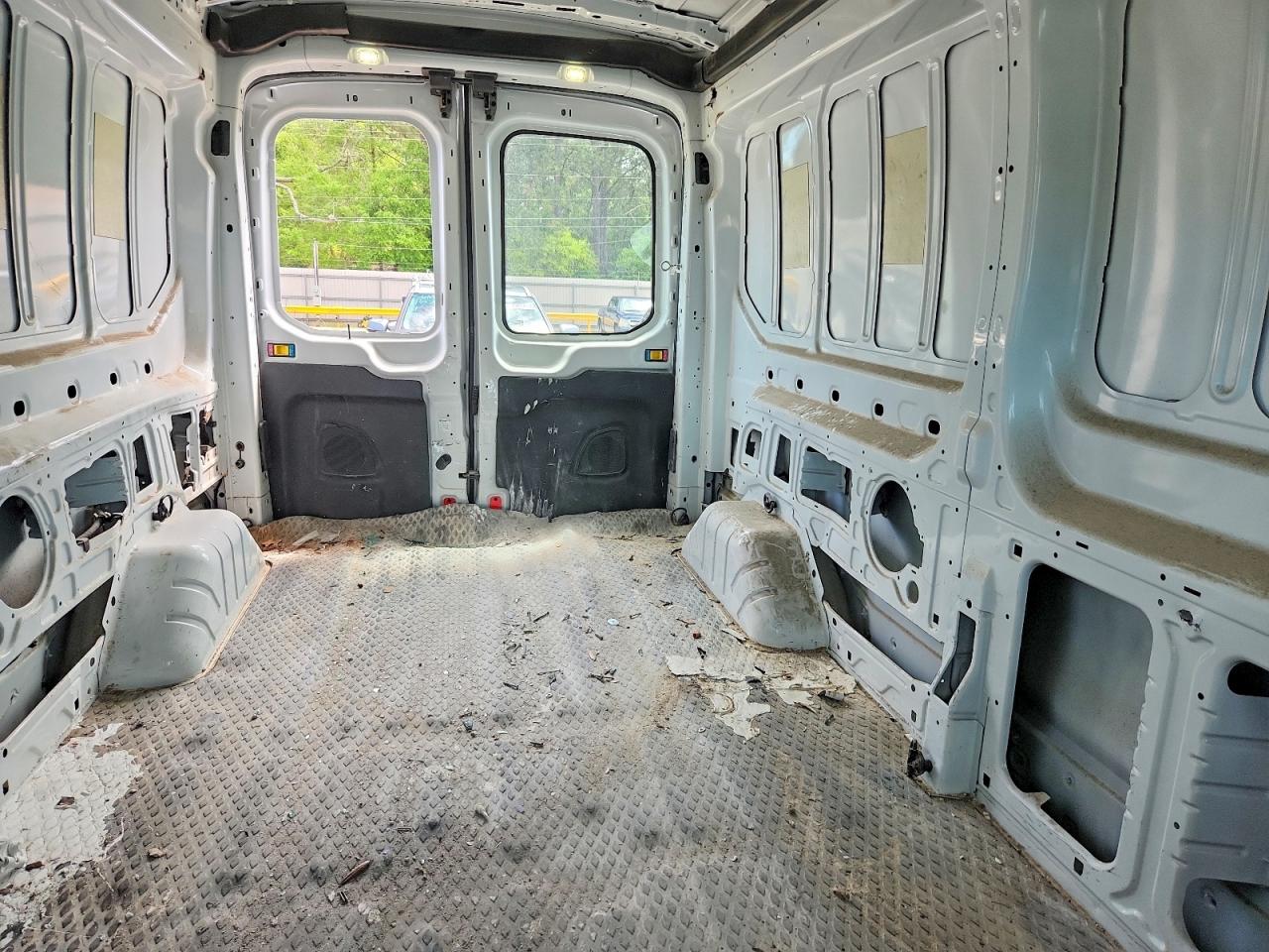 2017 FORD TRANSIT T-250 photo 27
