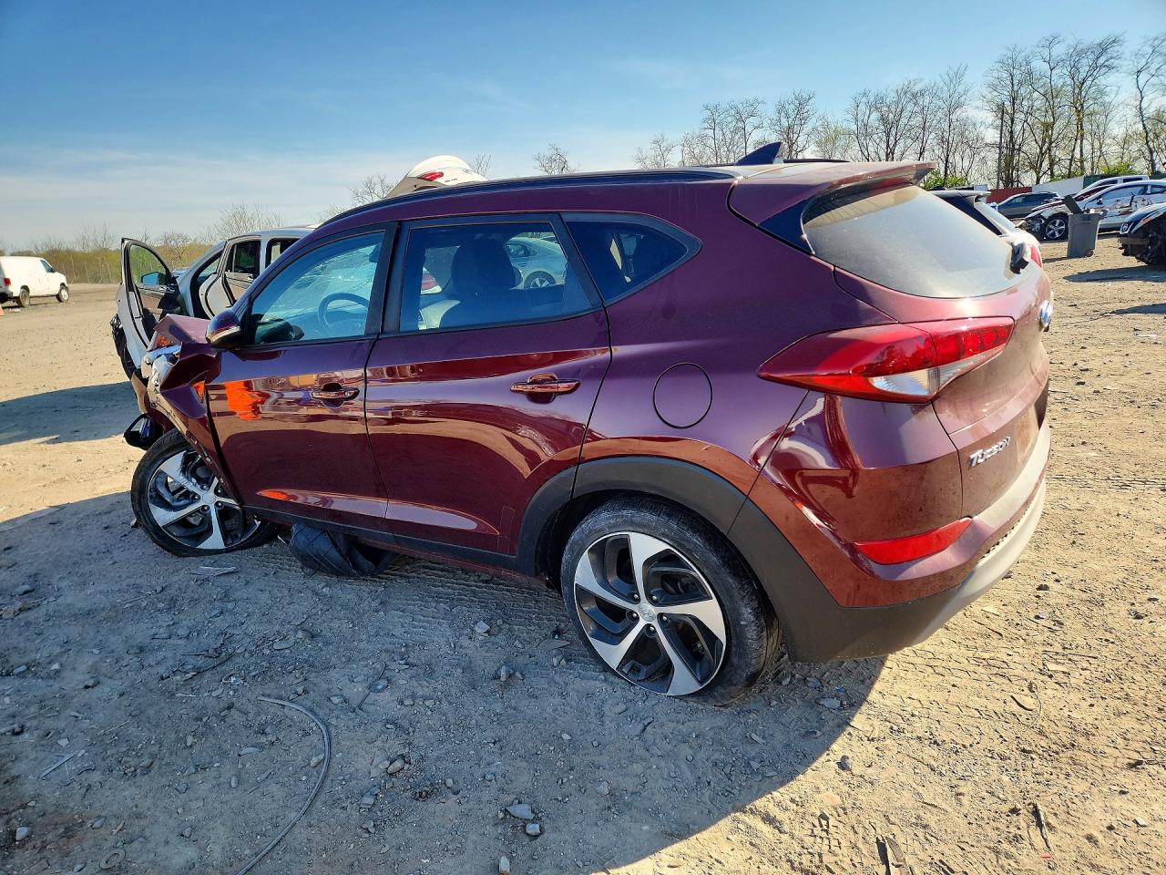 2018 HYUNDAI TUCSON VALUE photo 3