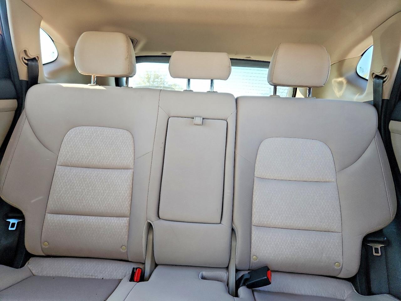 2018 HYUNDAI TUCSON VALUE photo 19
