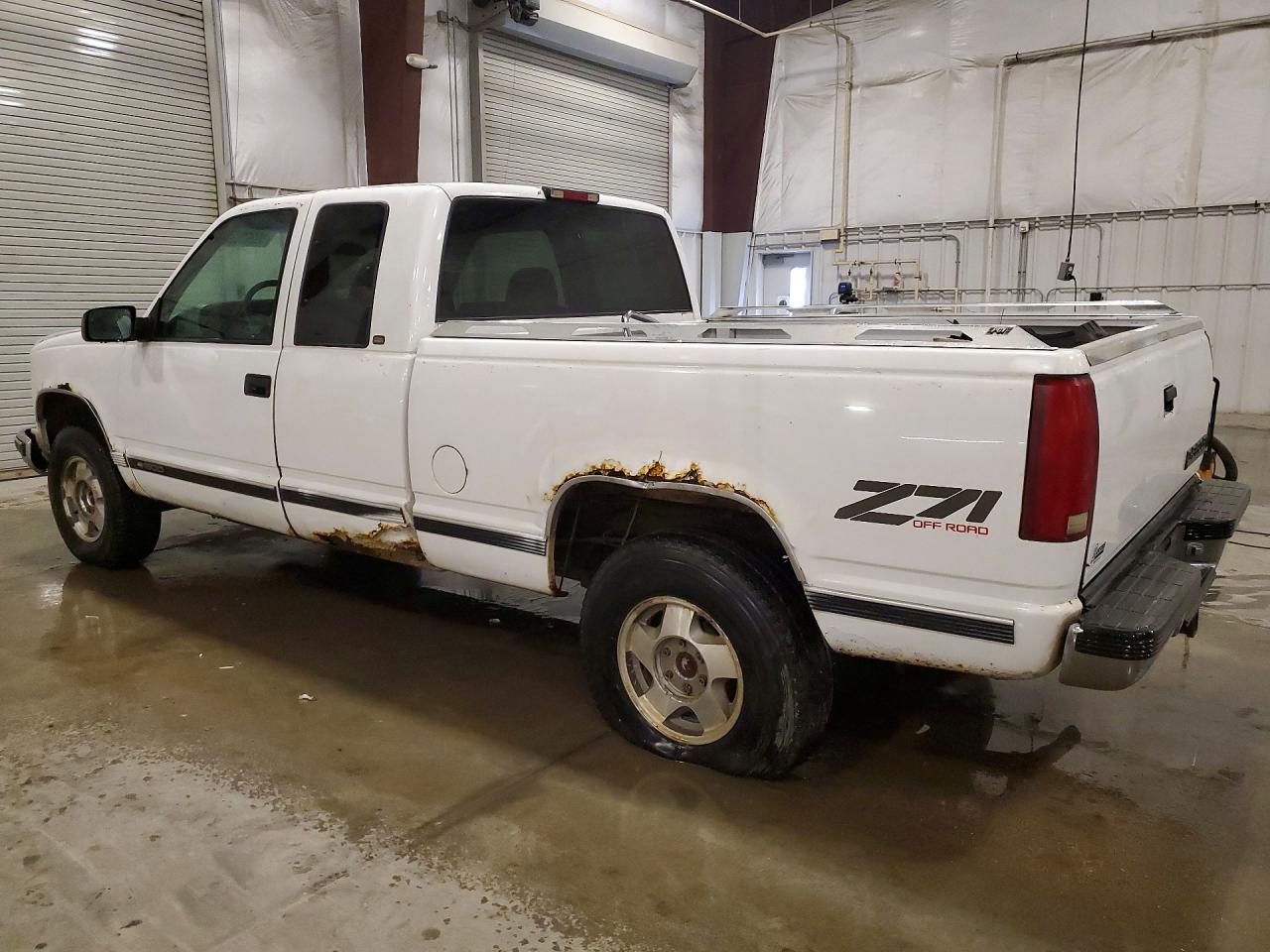 1998 CHEVROLET GMT-400 K1500 photo 2