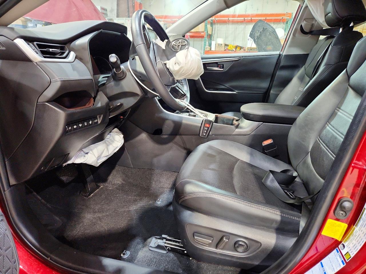 2022 TOYOTA RAV4 LIMITED photo 19