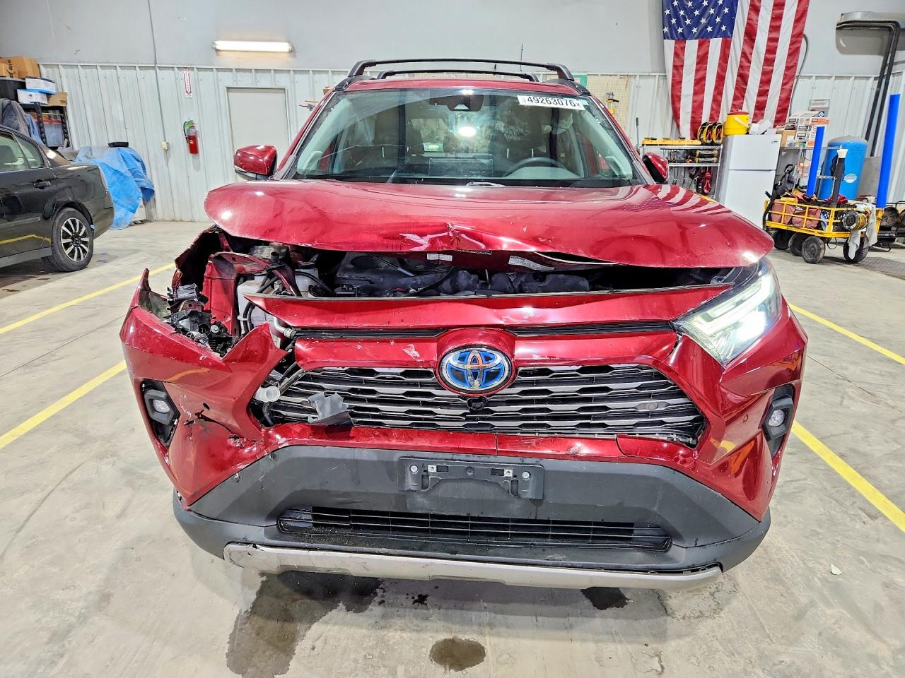 2022 TOYOTA RAV4 LIMITED photo 13