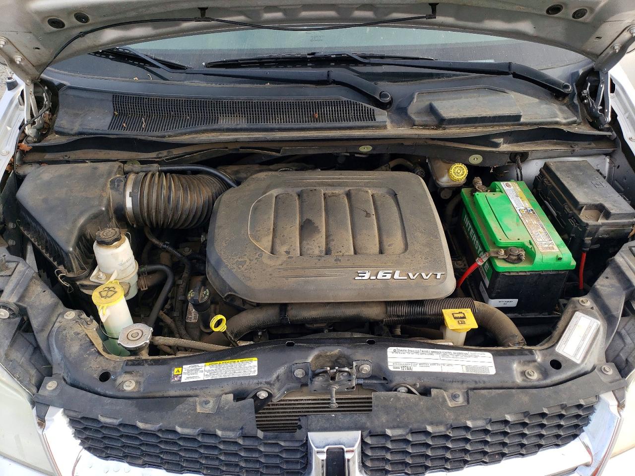 2011 DODGE GRAND CARAVAN EXPRESS photo 23