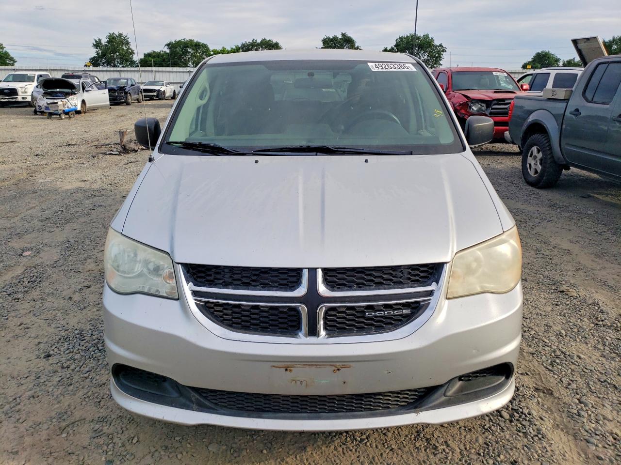 2011 DODGE GRAND CARAVAN EXPRESS photo 9