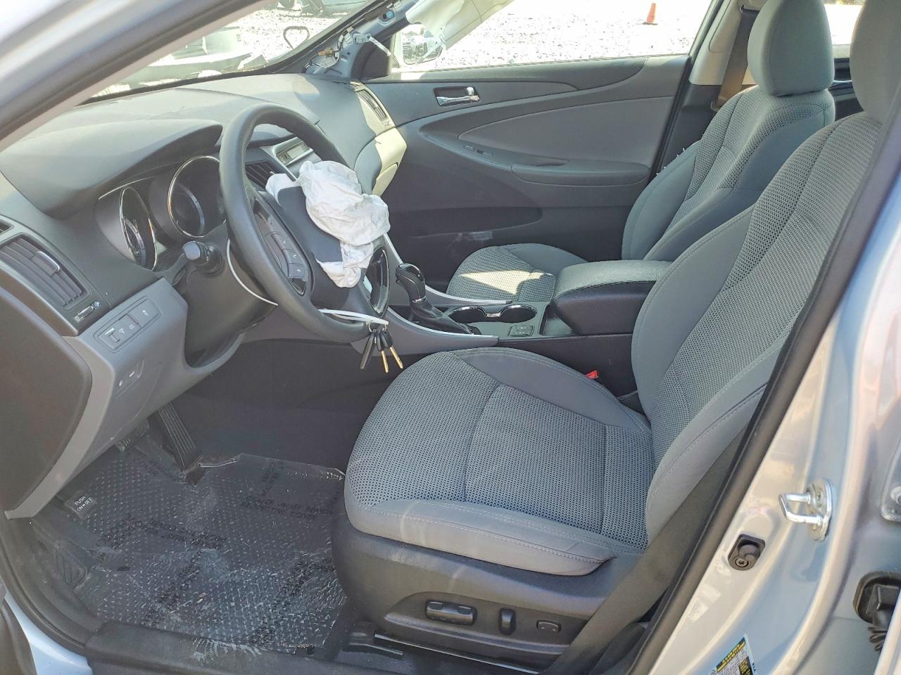 2013 HYUNDAI SONATA GLS photo 7