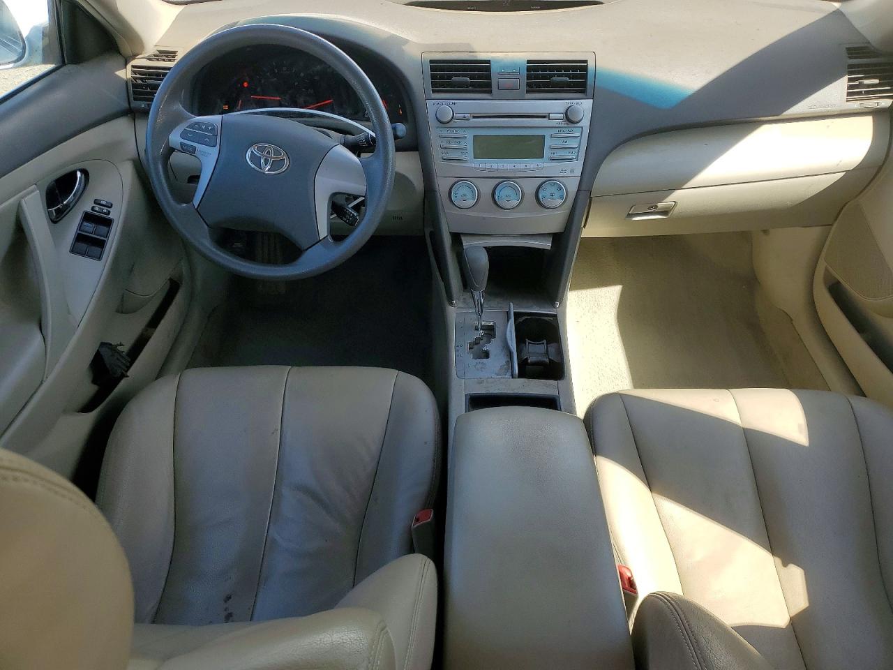 2009 TOYOTA CAMRY LE photo 22