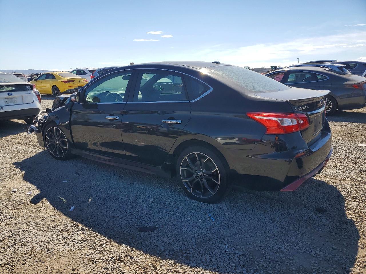 2018 NISSAN SENTRA NISMO photo 3
