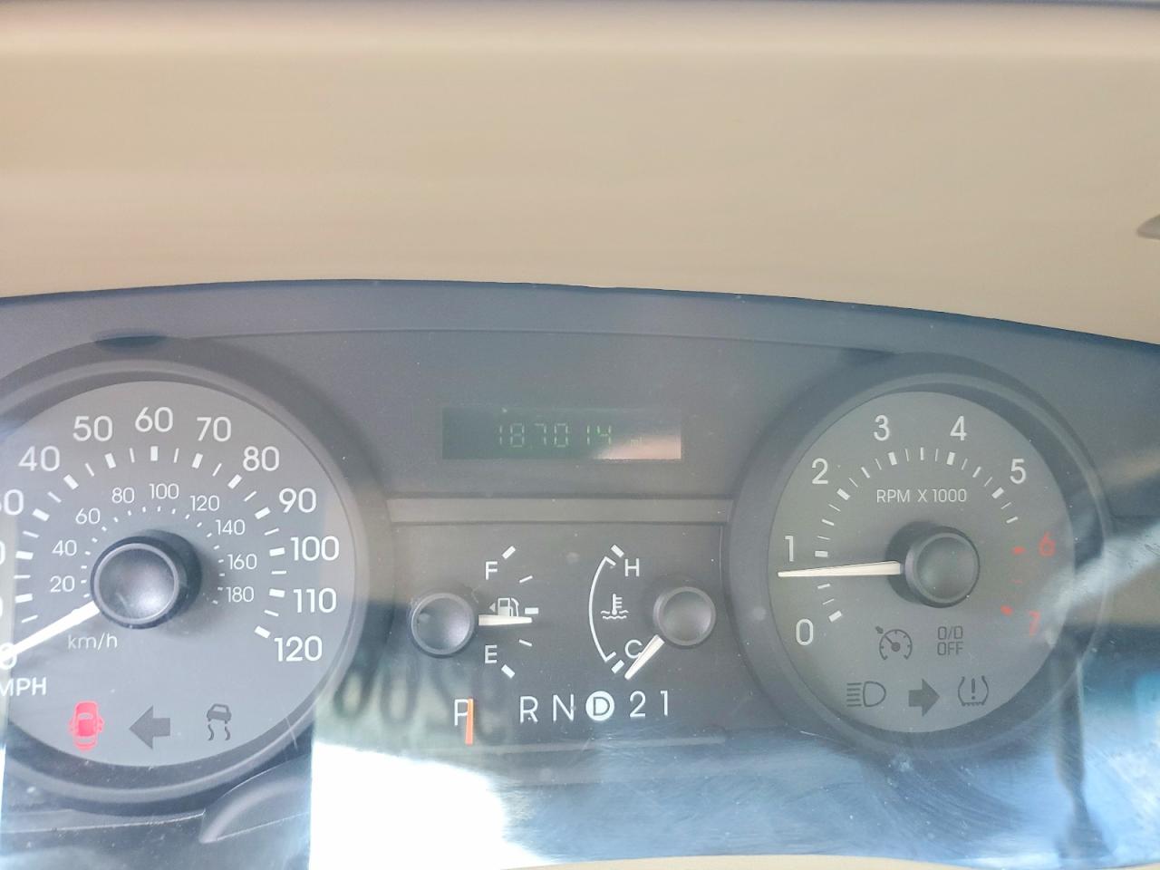 2007 MERCURY GRAND MARQUIS GS photo 25