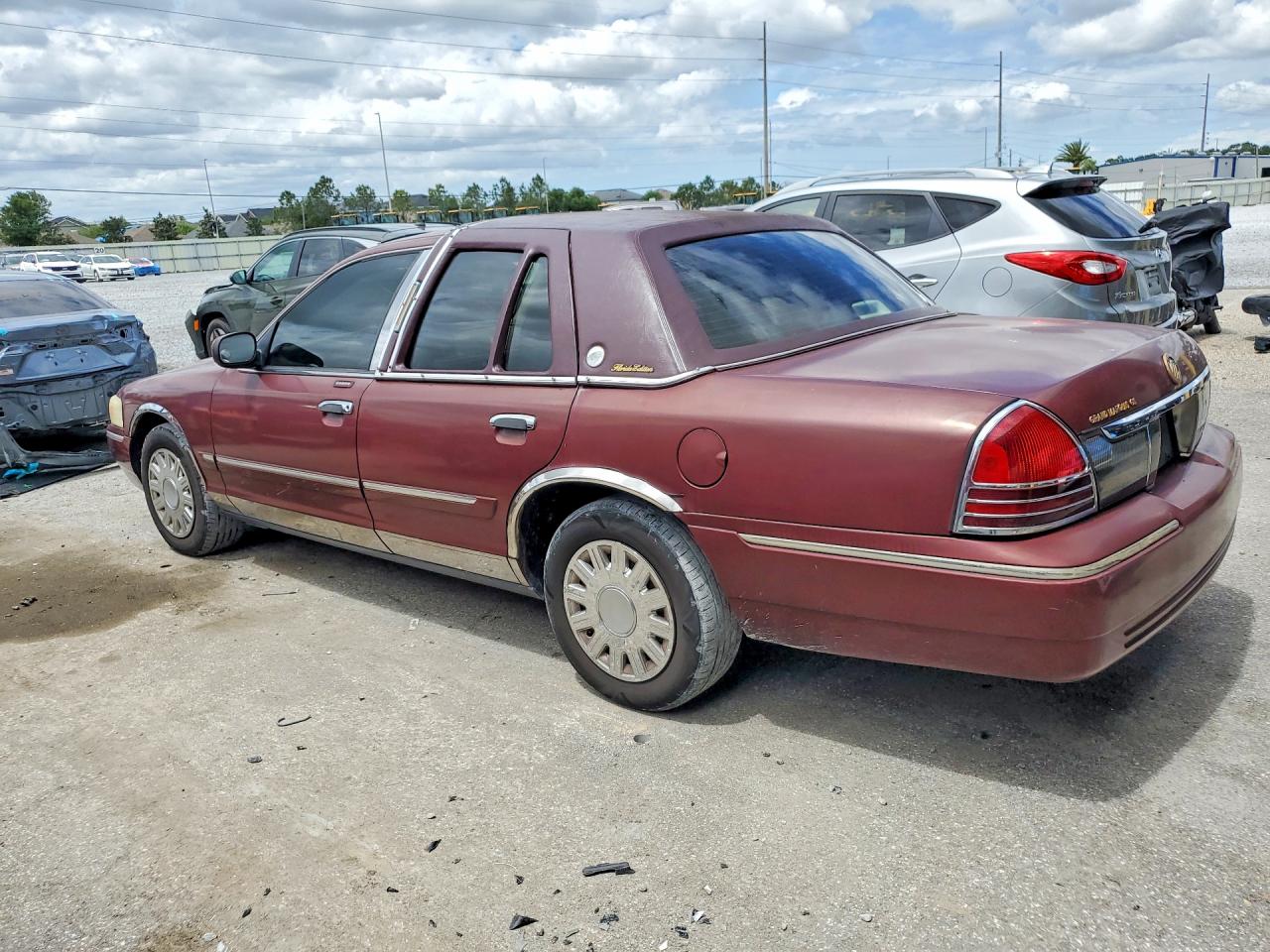 2007 MERCURY GRAND MARQUIS GS photo 4
