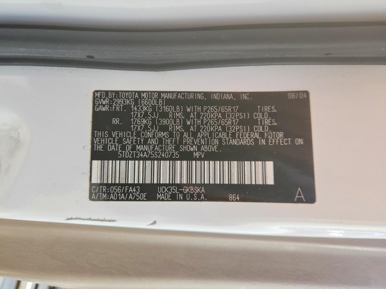 2005 TOYOTA SEQUOIA SR5 photo 13