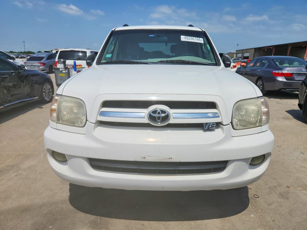 2005 TOYOTA SEQUOIA SR5 photo 5