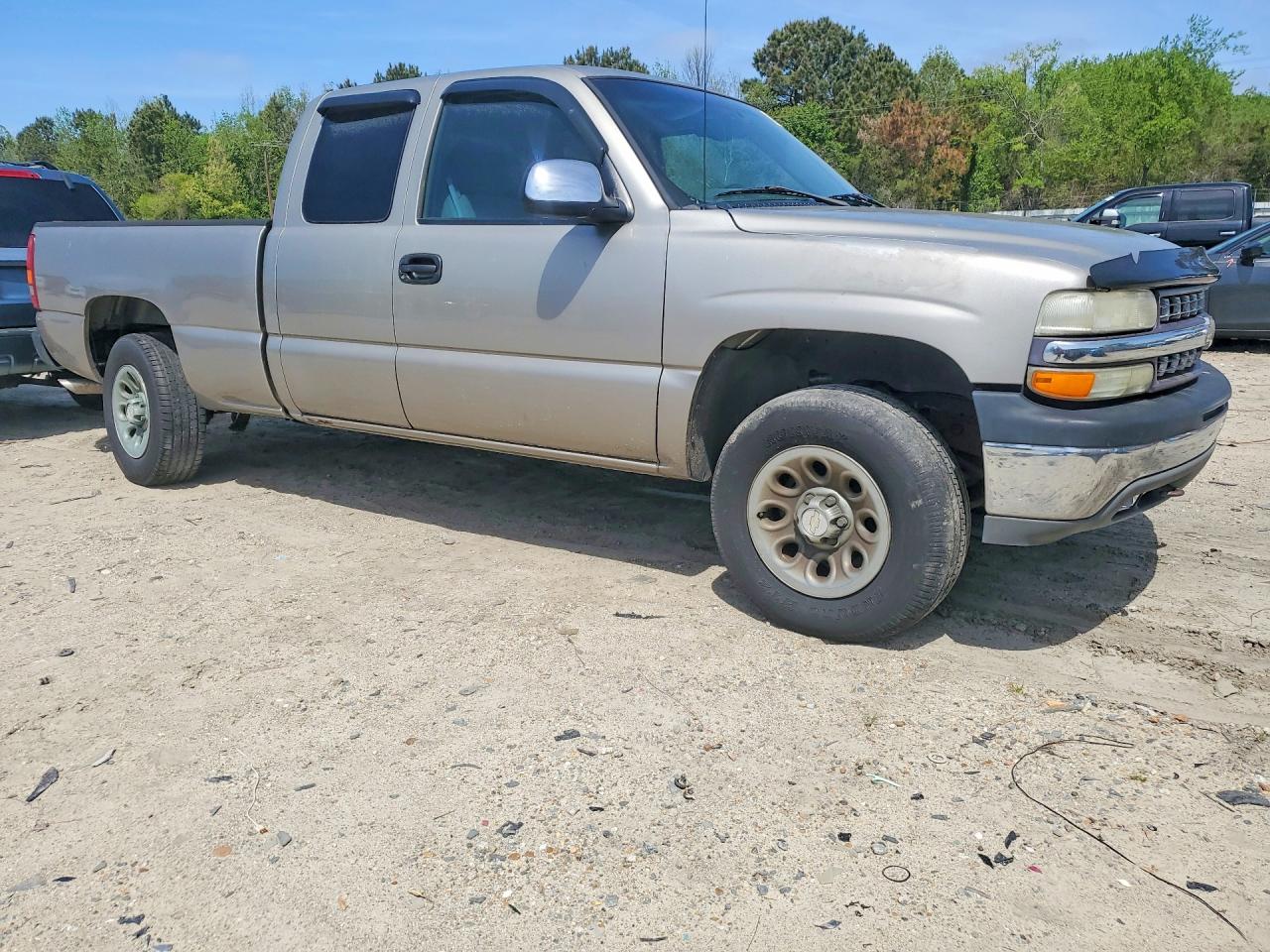 2002 CHEVROLET SILVERADO K1500 photo 4