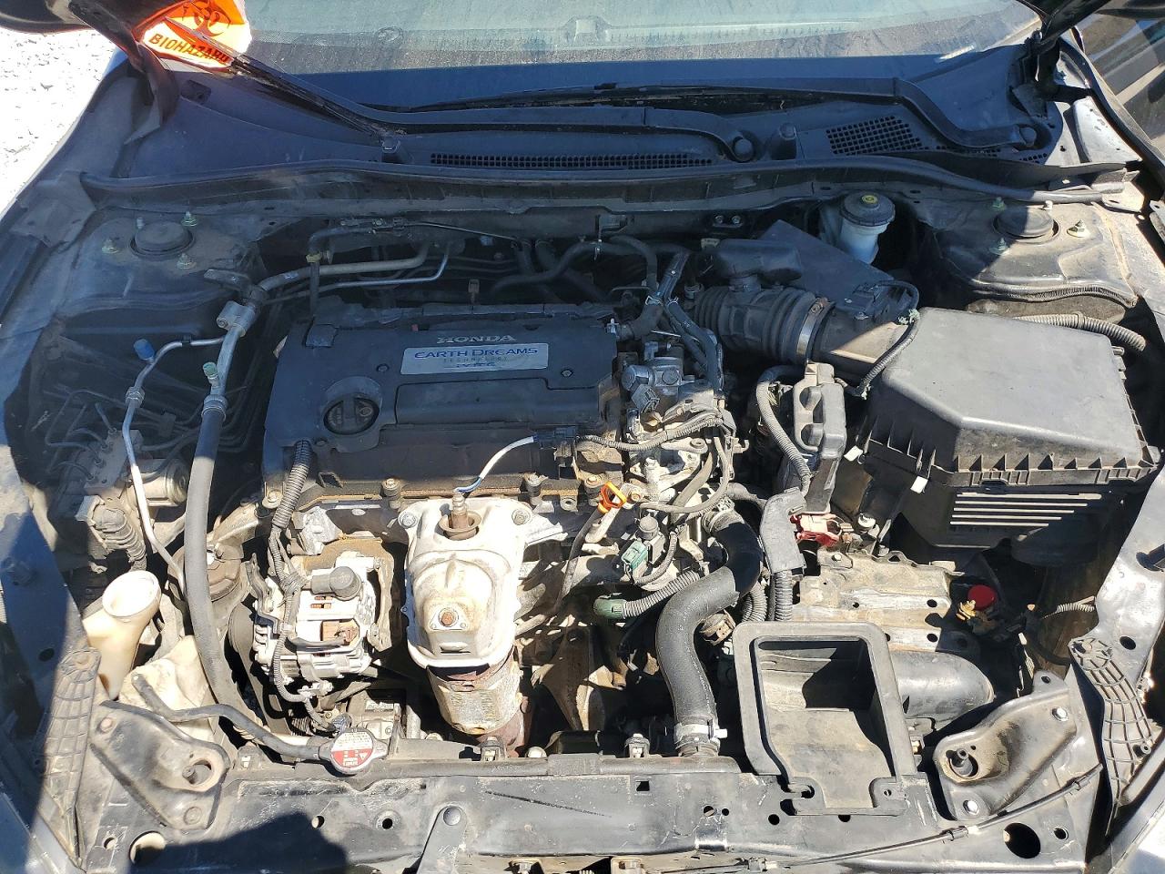 2013 HONDA ACCORD LX photo 21