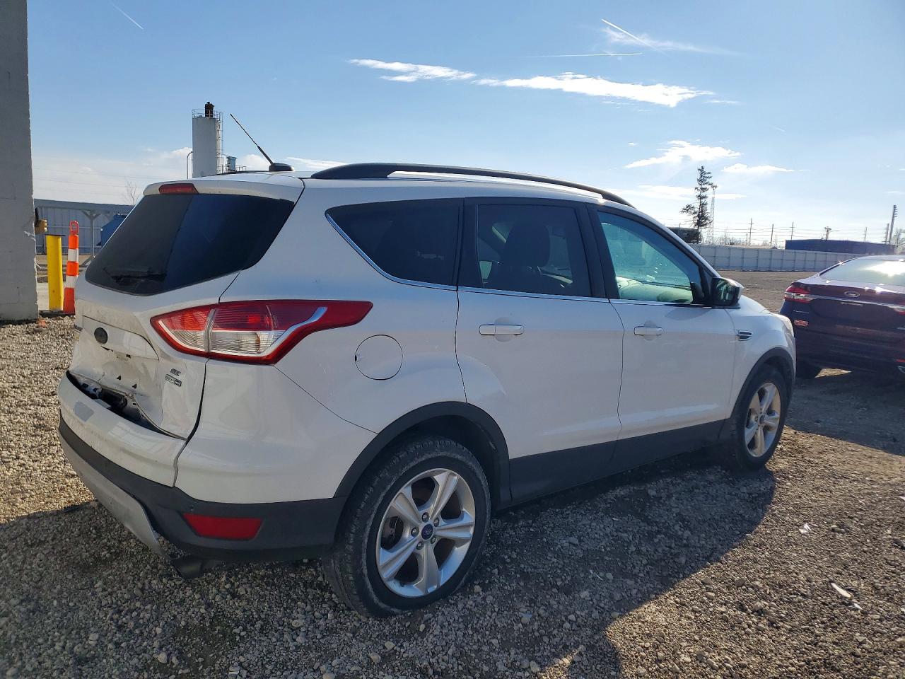 2014 FORD ESCAPE SE photo 3