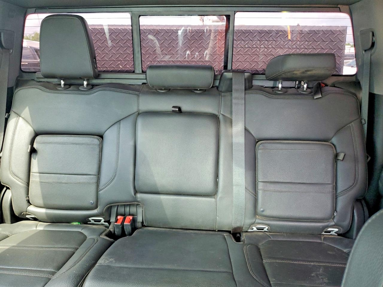 2020 GMC SIERRA K2500 DENALI photo 19