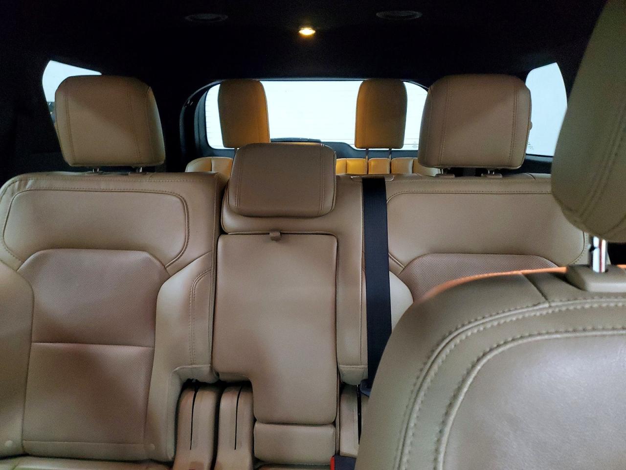 2017 FORD EXPLORER LIMITED photo 10